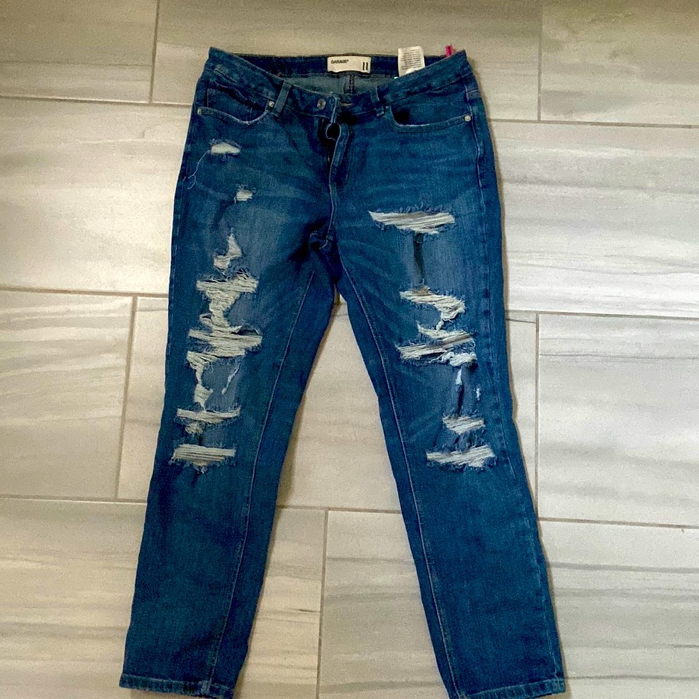 Excellent condition Garage jeans. Worn only twice.